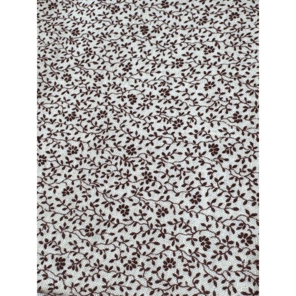 Brown Floral Cotton Fabric 1/4 yard x 42" Quilting Sewing Craft Lightweight Mate - Picture 1 of 6